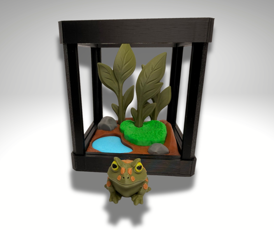 Tiny Pacman Frog Terrarium - 3D Printed Frog and Terrarium - Room Decor
