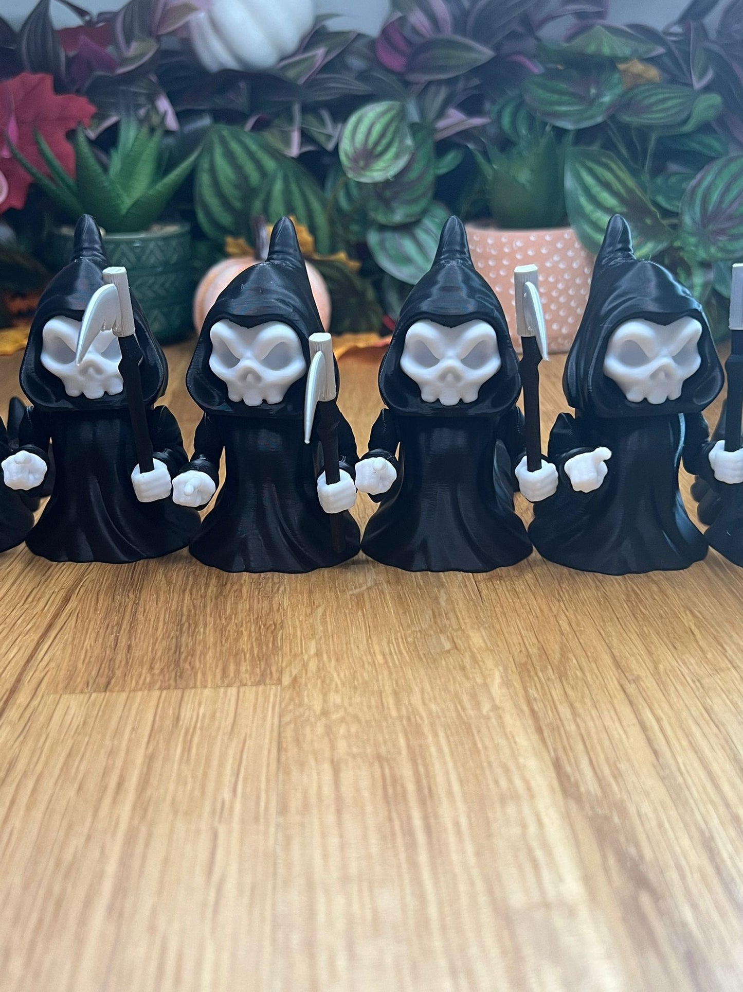 Death Wiggles Grim Reaper Articulated Fidget Toy - detail view