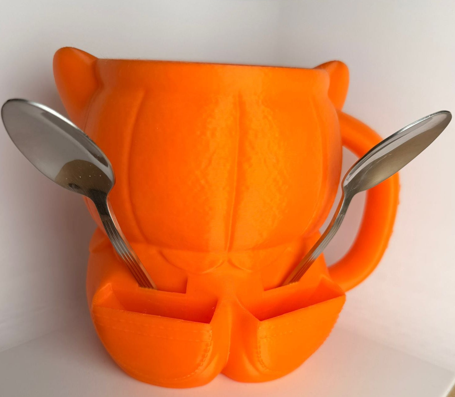 Kevin the Corgi Ice Cream Holder - 3D Printed Cute Ice Pint Holder - detail view