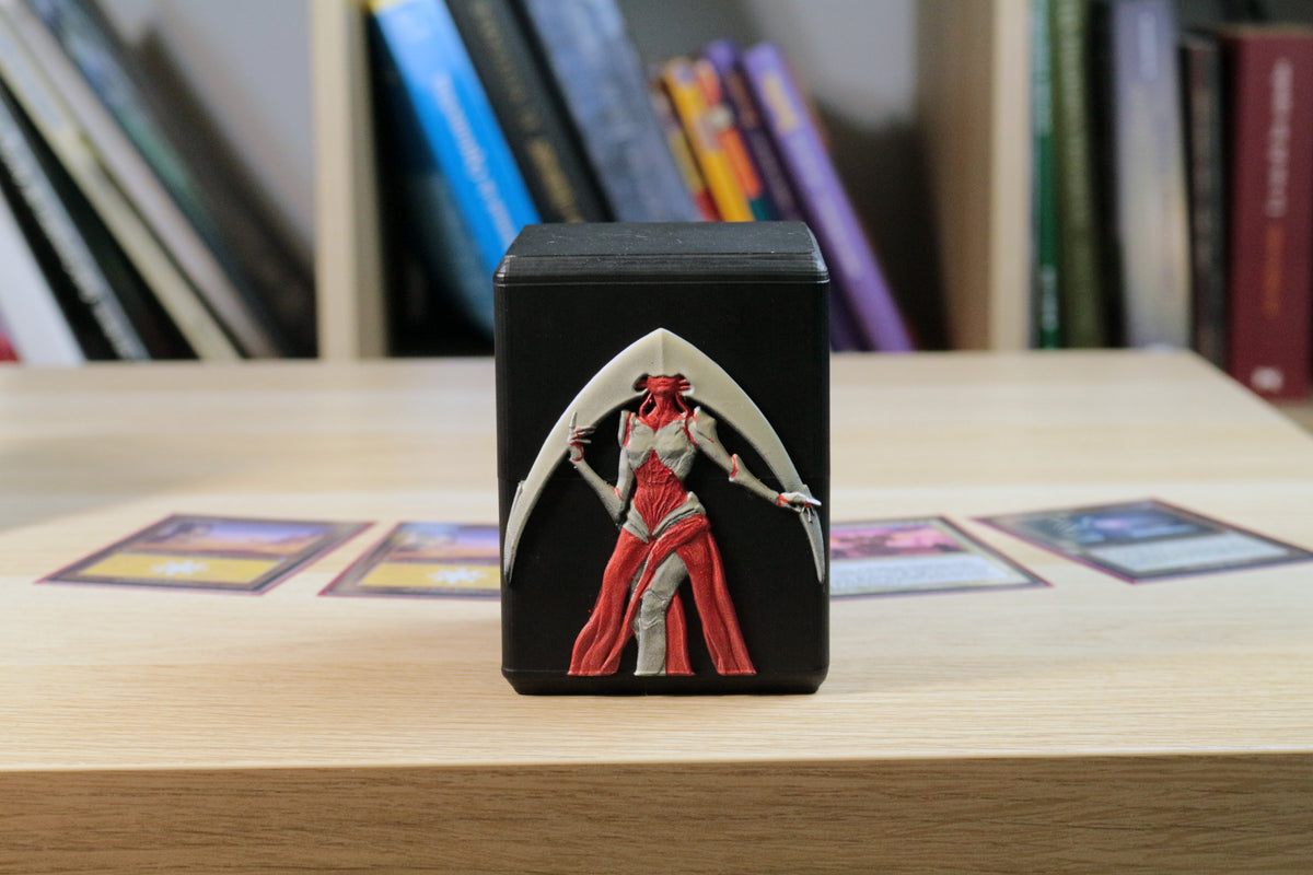 Biomechanical Queen Deckbox - image 3