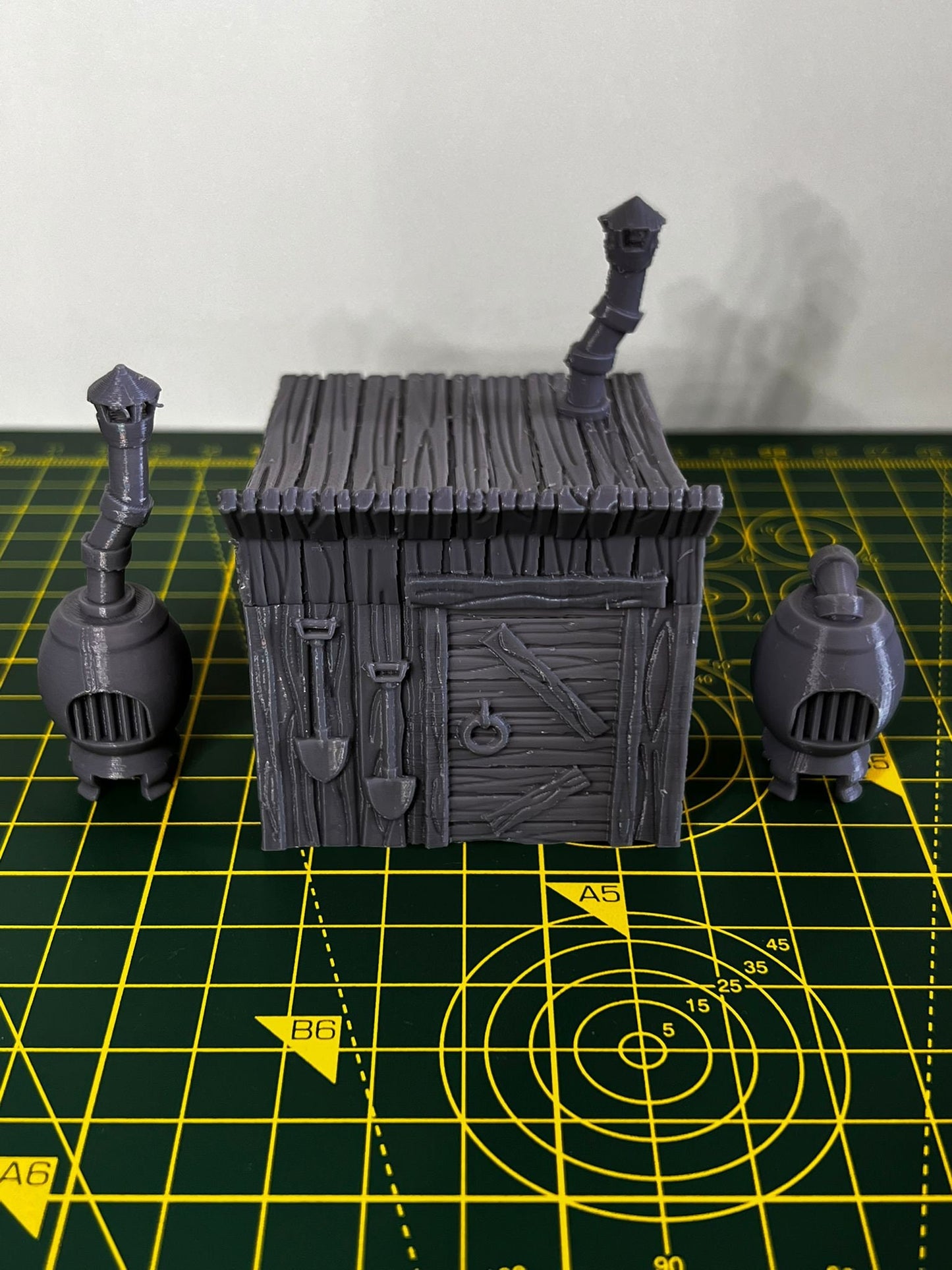 Graveyard Shack - Scenic DnD Terrain - Halloween Decoration - scale view