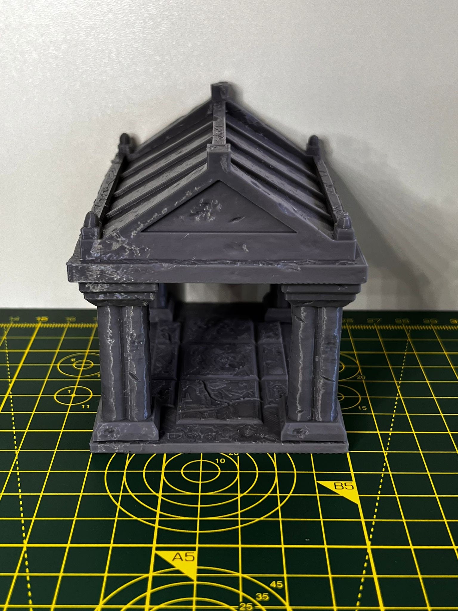 Mausoleum - Scenic DnD Terrain - Halloween Decoration - detail view